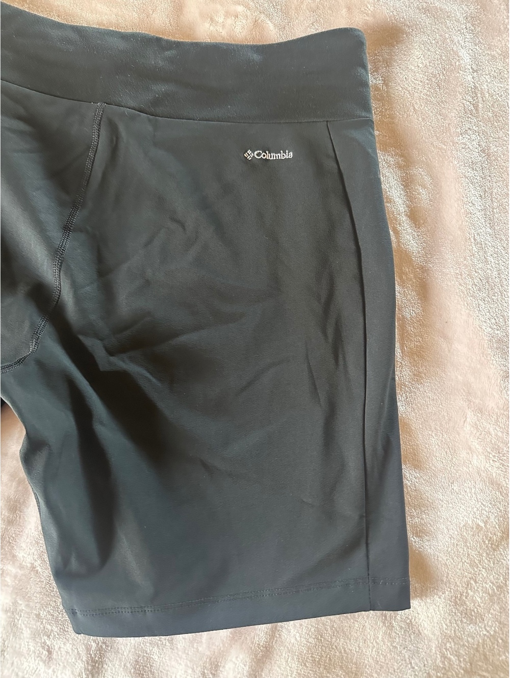 Columbia Sportswear Black Performance Shorts – Size Medium - Picture 6 of 7